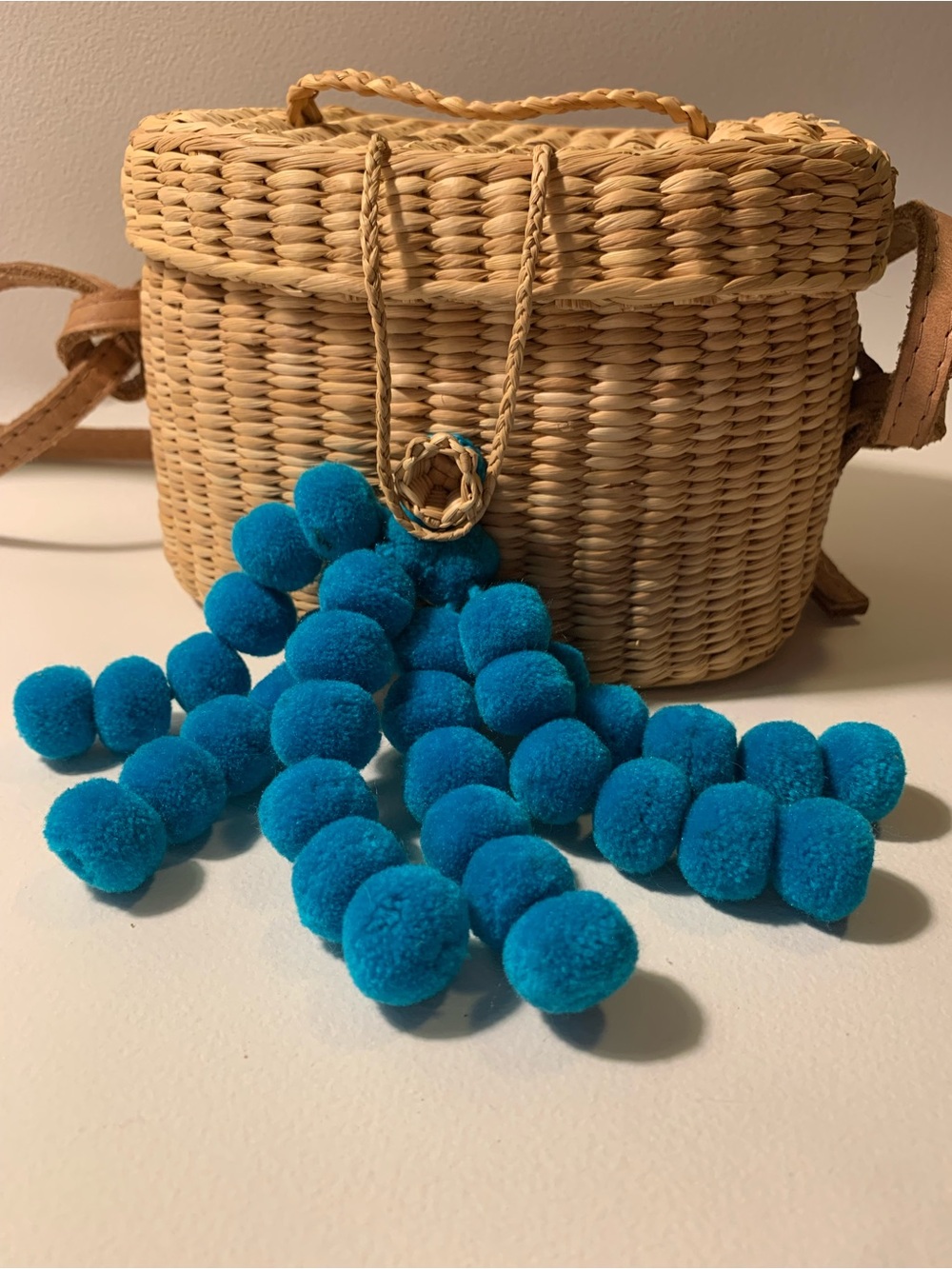 Adorable Nannacay Basket Bucket Bag